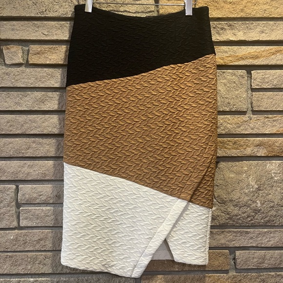 HD in Paris Anthroplogie Dresses & Skirts - Anthropologie HD in Paris Color Block Pencil Skirt Neutrals Textured SZ 6 preppy